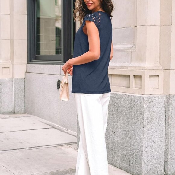 Chic Loose-Fit Lace Sleeve Top - Perfect for Business Casual and Summer Layers - Picture 4 of 5